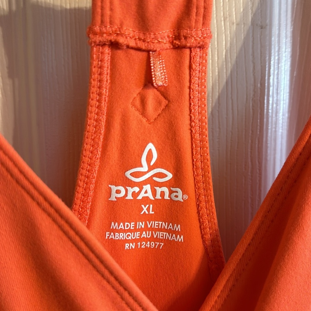 Prana coral halter tank, sz XL. - Picture 2 of 5